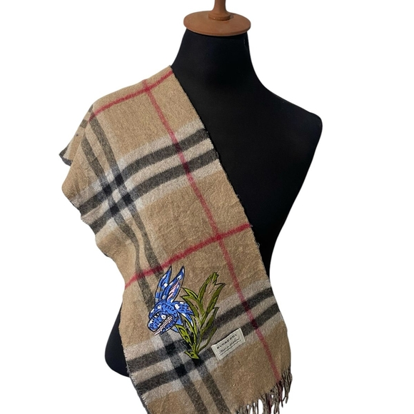 Burbblerry Plaid Scarf with Embroidered Detail - Picture 3 of 6